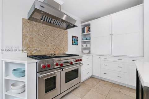 744 Lakeview Dr, Miami Beach FL - photo 11 of 42
