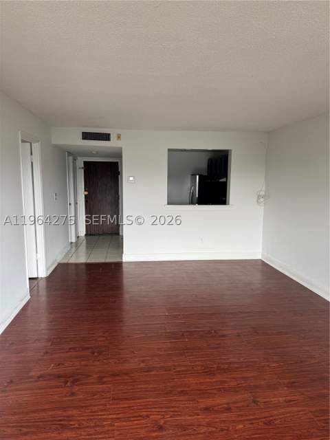 496 NW 165th St Rd D-614, Miami FL - photo 7 of 9