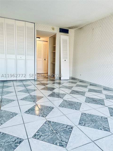 251 174th St 1715, Sunny Isles Beach FL - photo 22 of 26