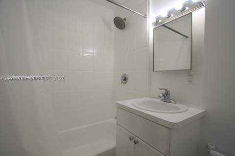 820 Euclid Ave 106, Miami Beach FL - photo 13 of 13