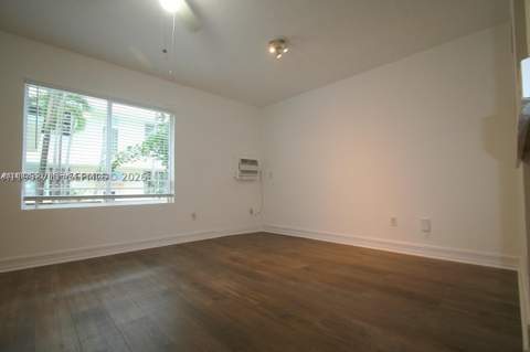 820 Euclid Ave 106, Miami Beach FL - photo 8 of 13