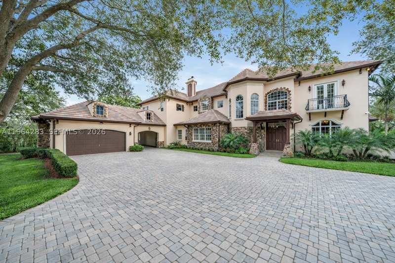 8 bedroom SingleFamilyResidence at 12270 SW 45th St, Bird Road Farmsites, Miami — photo 1