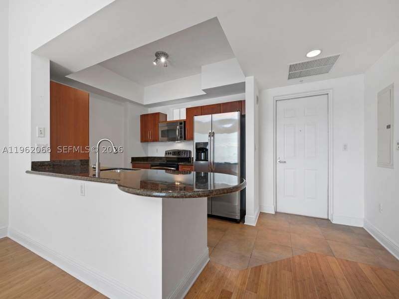 2 bedroom Condominium at 7265 SW 89th St A520, Downtown Dadeland Condo N, Miami — photo 4
