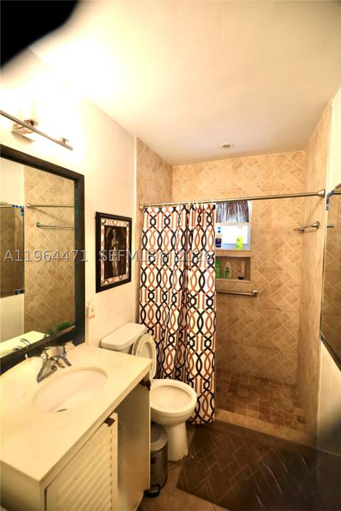 655 NE 82nd St, Miami FL - photo 8 of 15