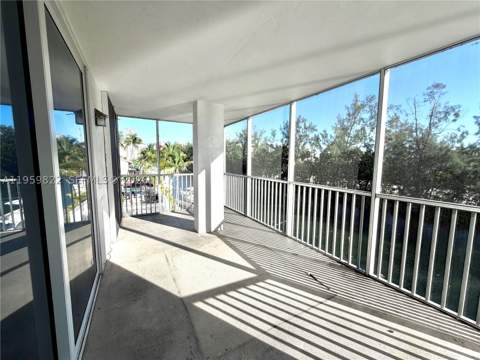 3660 NE 166th St 301 +40' Deeded Dock, North Miami Beach FL - photo 16 of 21