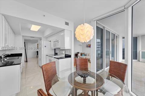 21055 Yacht Club Dr 802, Aventura FL - photo 18 of 32