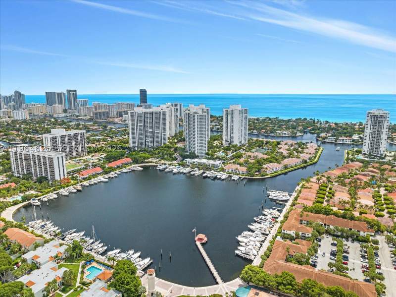 3 bedroom Condominium at 21055 Yacht Club Dr 802, South Tower At The Point, Aventura — photo 4