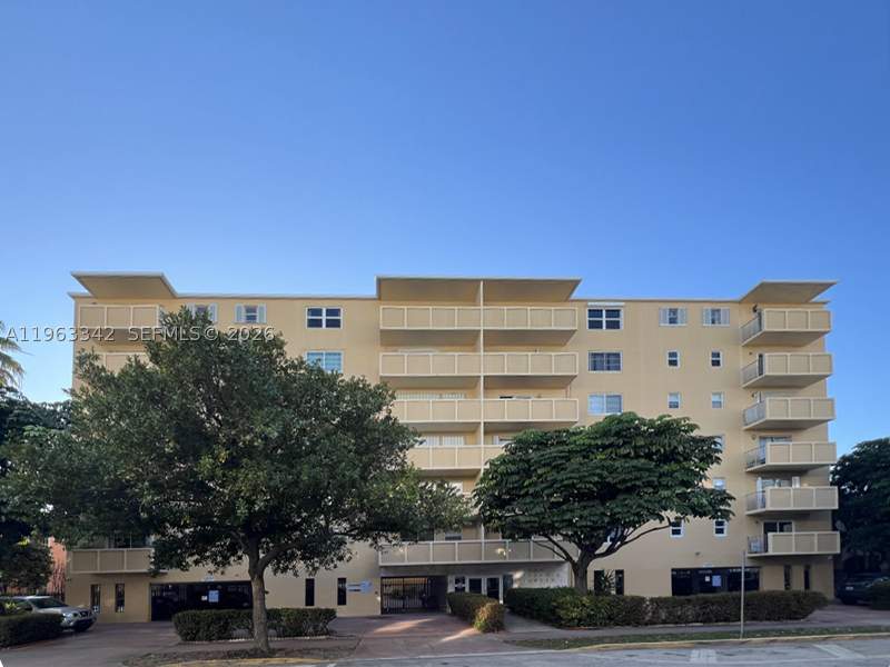 1 bedroom Condominium at 730 Pennsylvania Ave 301, Penn Terrace Towers Condo, Miami Beach — photo 2