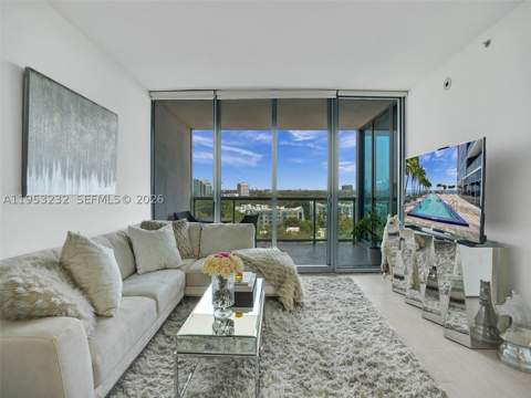 601 NE 36th St 1003, Miami FL - photo 13 of 54