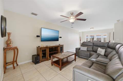 16921 SW 92nd Court, Palmetto Bay FL - photo 13 of 49