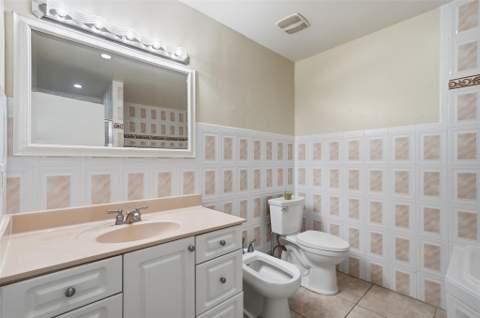 16921 SW 92nd Court, Palmetto Bay FL - photo 19 of 49
