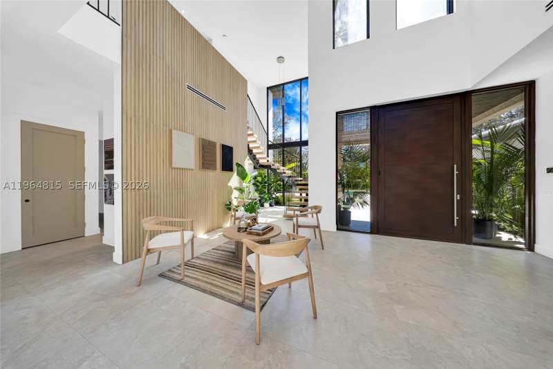 5 bedroom SingleFamilyResidence at 9381 SW 100 St, Juneland, Miami — photo 4