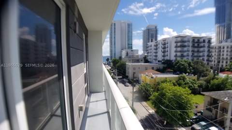 321 NE 26th St 511, Miami FL - photo 12 of 15