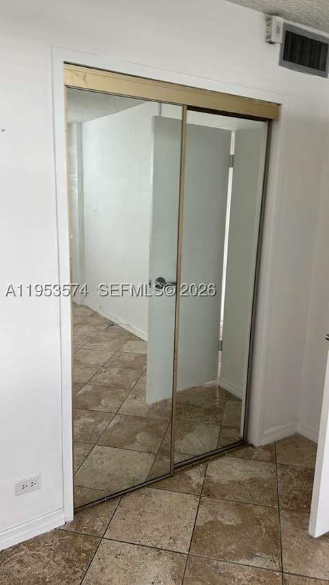 3660 NE 166th St 609, North Miami Beach FL - photo 10 of 17