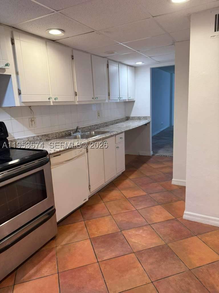1 bedroom Condominium at 3660 NE 166th St 609, Eastern Shores White House, North Miami Beach — photo 3