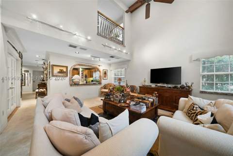 1255 Algardi Ave, Coral Gables FL - photo 18 of 60