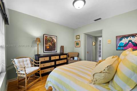 1255 Algardi Ave, Coral Gables FL - photo 23 of 60