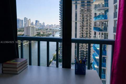 19707 Turnberry Way 20G, Aventura FL - photo 16 of 25