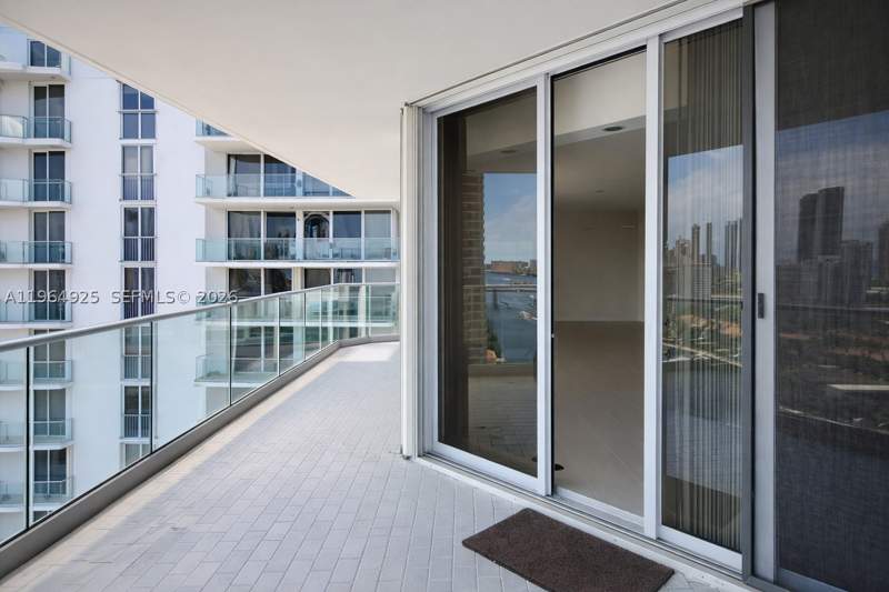 2 bedroom Condominium at 19707 Turnberry Way 20G, Turnberry Isle Condo, Aventura — photo 5
