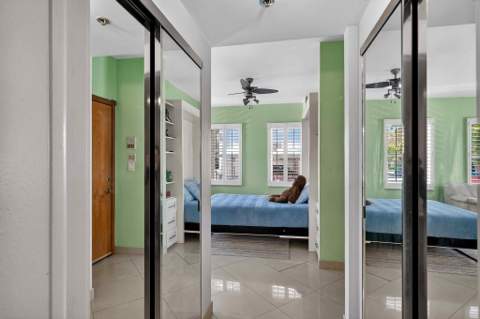 802 Euclid Avenue 104, Miami Beach FL - photo 23 of 26
