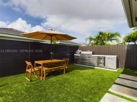 14560 SW 22nd Ter, Miami FL - photo 11 of 47
