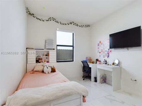 14560 SW 22nd Ter, Miami FL - photo 21 of 47