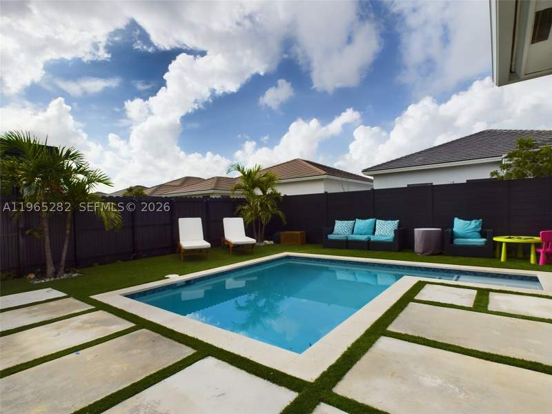 4 bedroom SingleFamilyResidence at 14560 SW 22nd Ter, J G Heads Farms Sub, Miami — photo 3