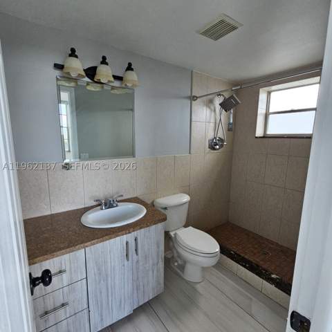 15600 NW 7th Ave 703, Miami FL - photo 14 of 16