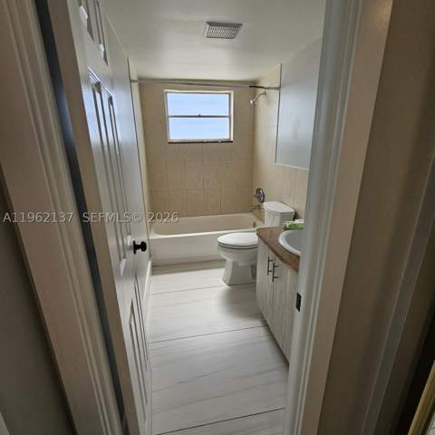 15600 NW 7th Ave 703, Miami FL - photo 6 of 16