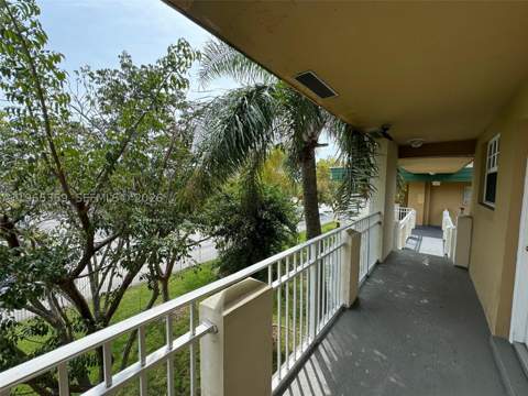 5500 SW 77th Ct 305, Miami FL - photo 16 of 22