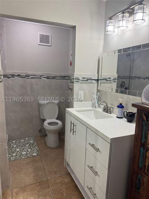 5500 SW 77th Ct 305, Miami FL - photo 7 of 22