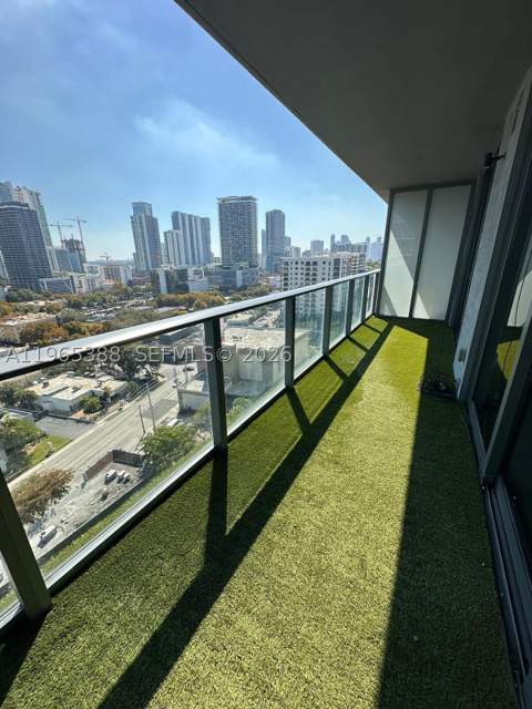 121 NE 34th St 1505, Miami FL - photo 15 of 21