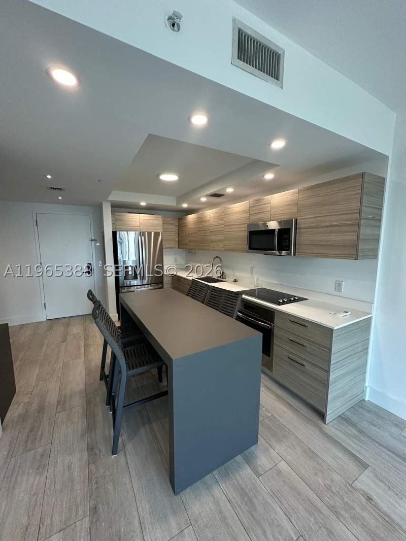 1 bedroom Condominium at 121 NE 34th St 1505, 3401 Midtown Condo, Miami — photo 3