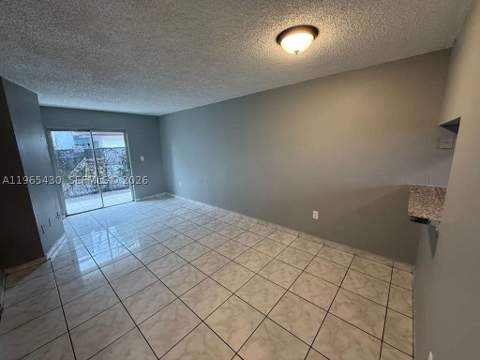 2721 NW 23rd Ct 4, Miami FL - photo 12 of 13