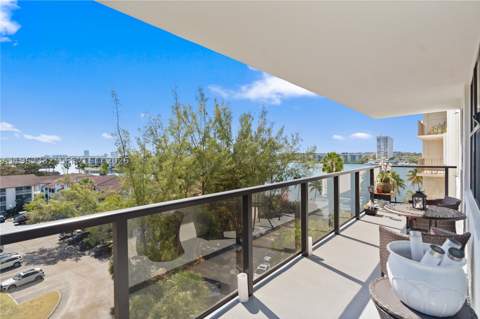 18151 NE 31st Ct 701, Aventura FL - photo 18 of 36