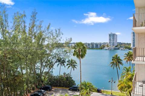 18151 NE 31st Ct 701, Aventura FL - photo 19 of 36