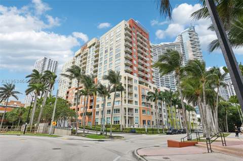 2000 N Bayshore Dr 304, Miami FL - photo 17 of 32