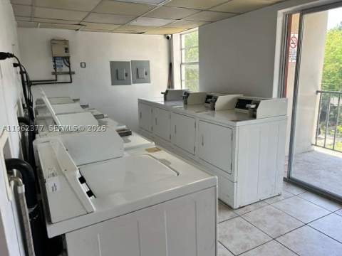 1225 NE 124th St 46A, North Miami FL - photo 6 of 9