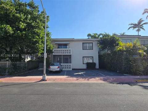 1021 Michigan Ave 9, Miami Beach FL - photo 23 of 33