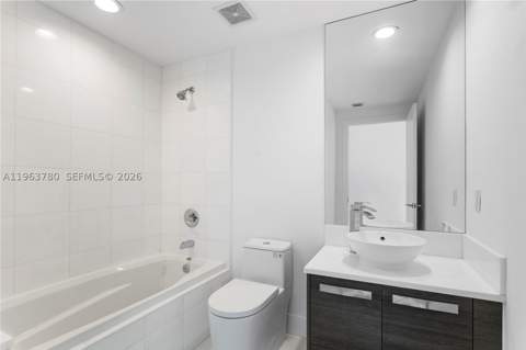 2950 NE 188th St 349, Aventura FL - photo 22 of 38