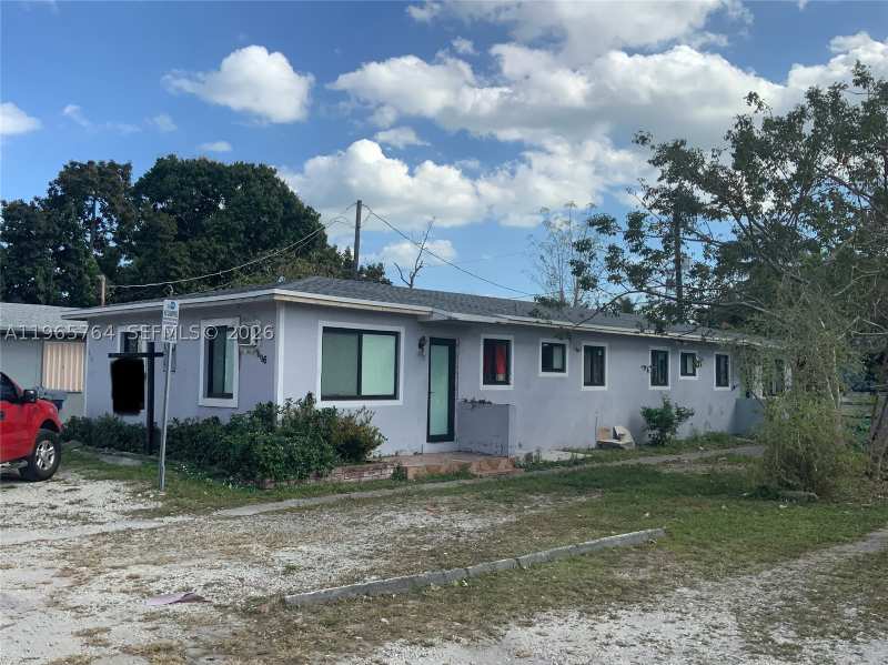 4 bedroom SingleFamilyResidence at 896 NW 103rd St, West Biscayne, Miami — photo 1