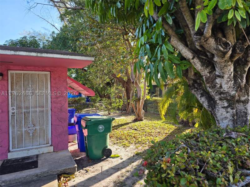3 bedroom SingleFamilyResidence at 5132 NW 14th Ave, Fairhaven Gardens, Miami — photo 4