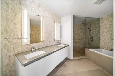 68 SE 6th St 1201, Miami FL - photo 15 of 38