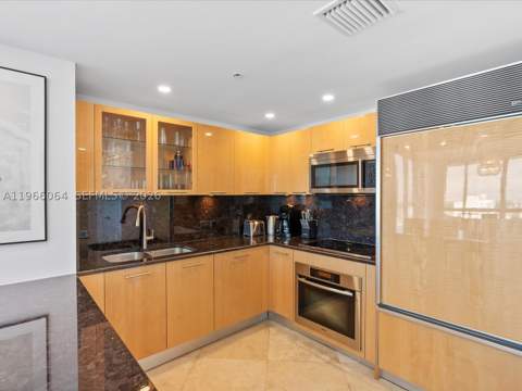 6899 Collins Ave 1704, Miami Beach FL - photo 16 of 25