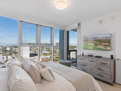 6899 Collins Ave 1704, Miami Beach FL - photo 19 of 25