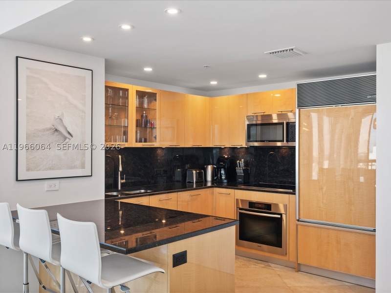 1 bedroom Condominium at 6899 Collins Ave 1704, North Carillon Beach Cond, Miami Beach — photo 5