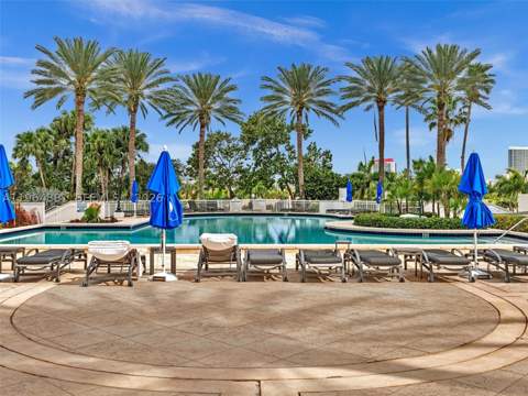 21150 Point Pl 305, Aventura FL - photo 18 of 27