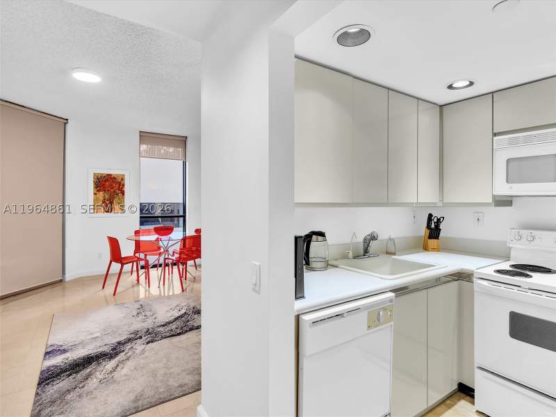 0 bedroom Condominium at 21150 Point Pl 305, Atlantic II At The Point, Aventura — photo 2