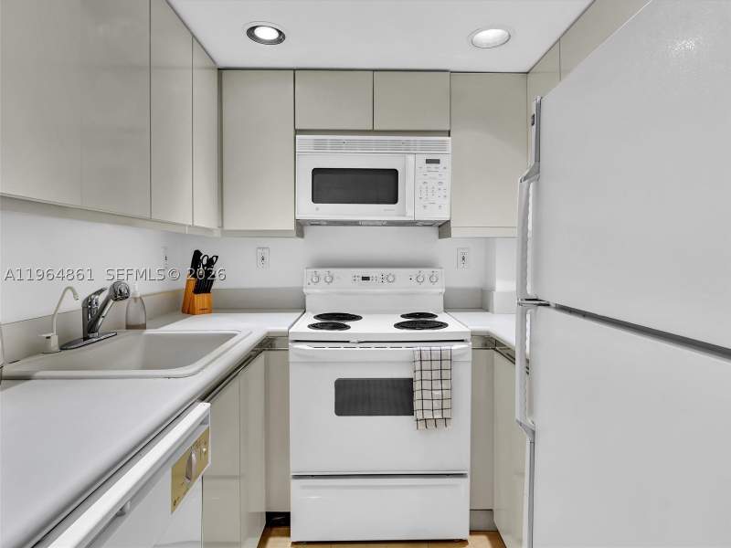 0 bedroom Condominium at 21150 Point Pl 305, Atlantic II At The Point, Aventura — photo 3