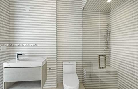 2050 S Hibiscus Dr, North Miami FL - photo 13 of 17